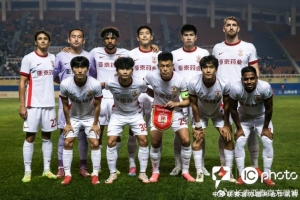 “东北德比”难分伯仲 长春亚泰在客场1比1与大连鲲鹏握手言和
